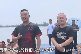 每体：加维对哈维的留任感到开心，他对后者执教工作评价非常高